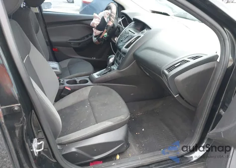 2014 Ford Focus Se z USA, uszkodzony, nr VIN 1FADP3F23EL227749